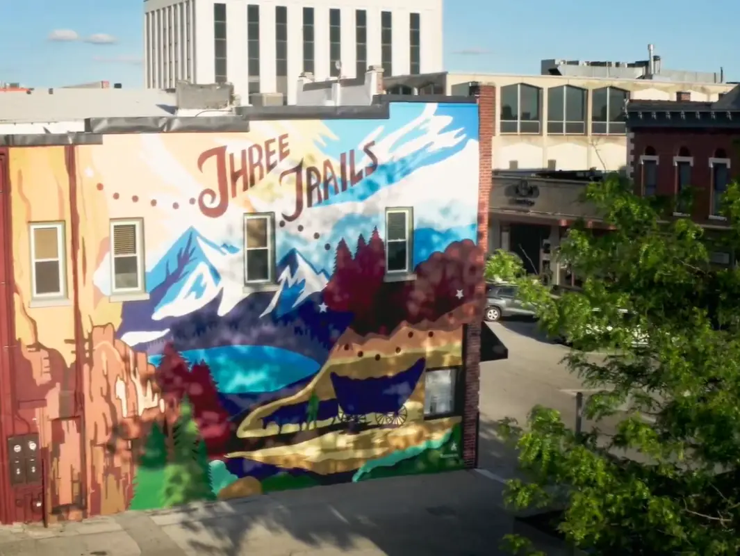 Mural of the Santa Fe, Oregon, and California trails